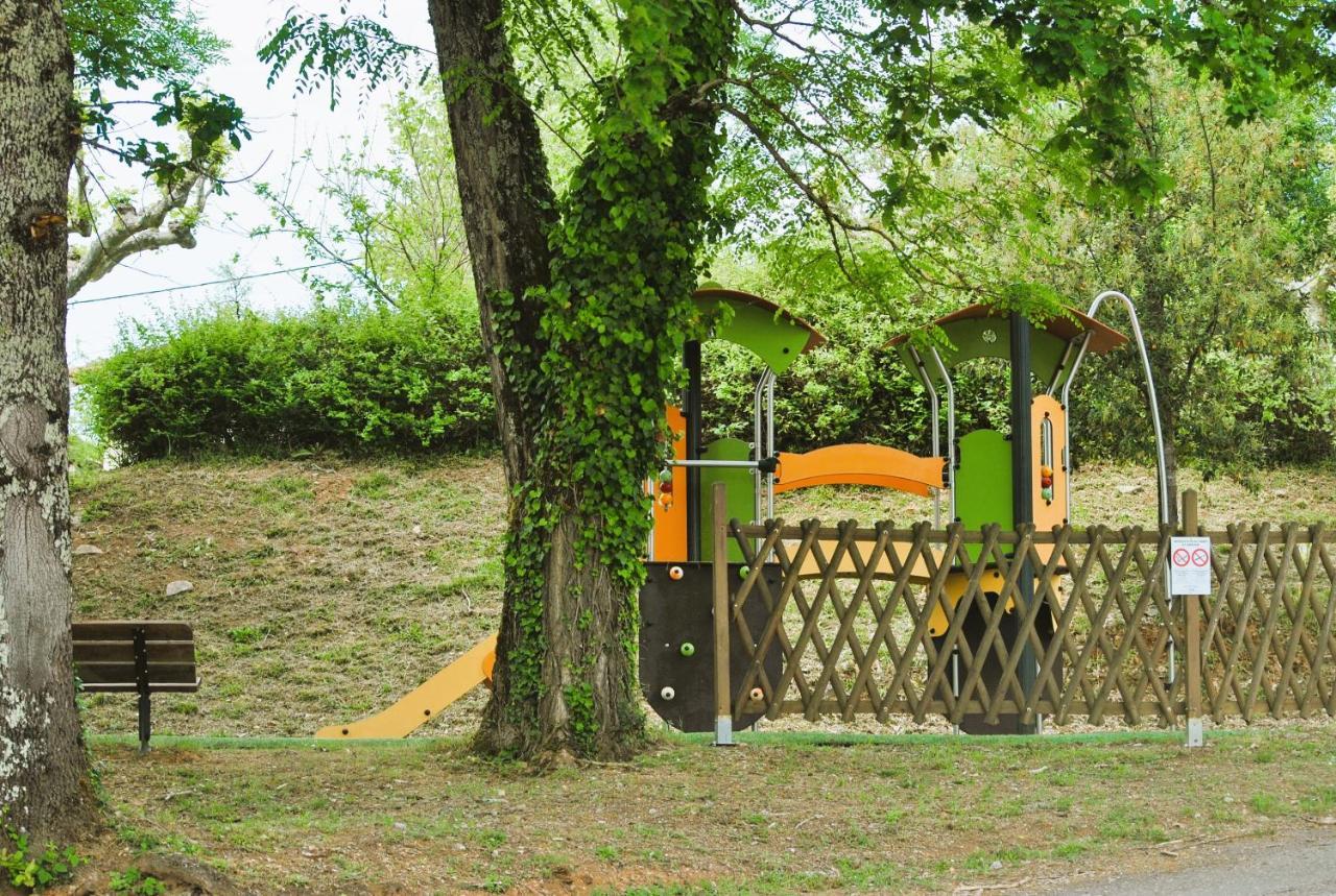Le Domaine Des Cazelles By Ateya Vacances Кажар Екстериор снимка